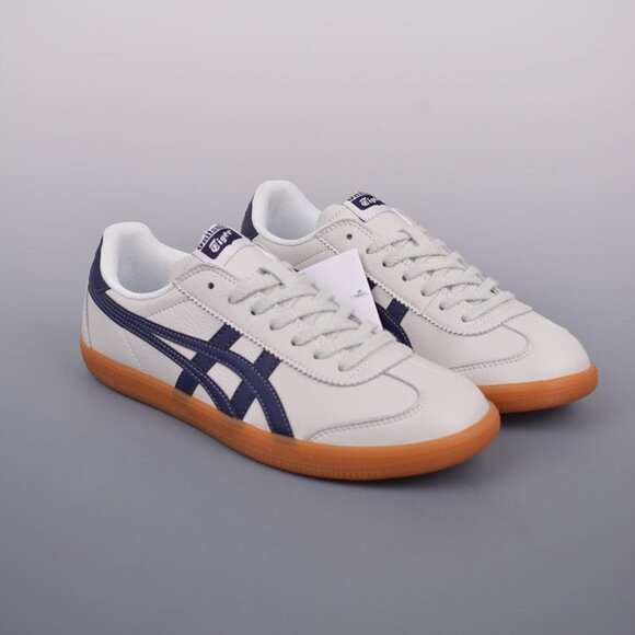 NWT Onitsuka Tiger Tokuten White Leather Sneakers
